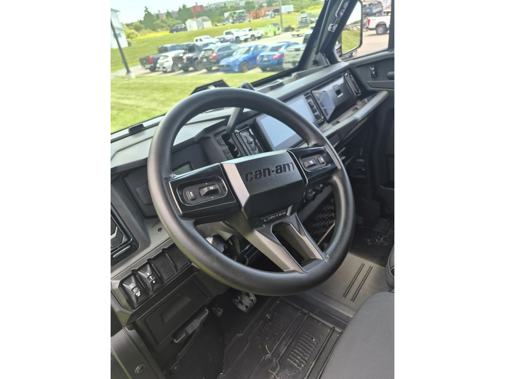 2026 Can-am Defender Limited Cab Hd11 alt