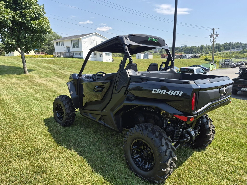 2026 Can-am Commander Xt 700 alt