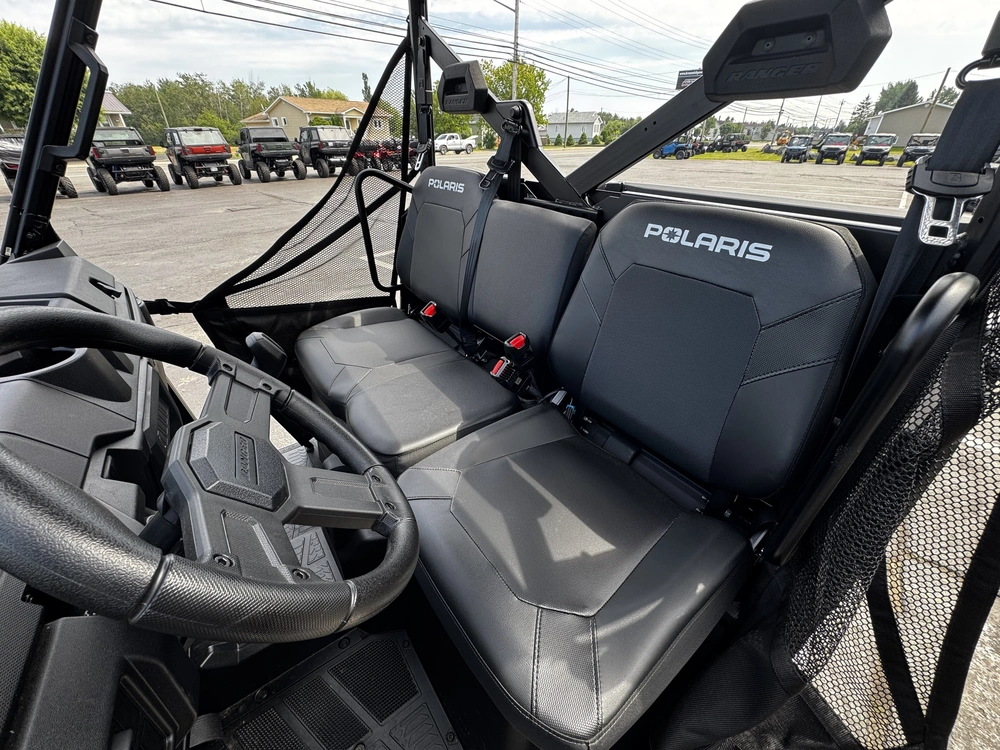 2026 Polaris Ranger 1000 Premium Granith Gray alt