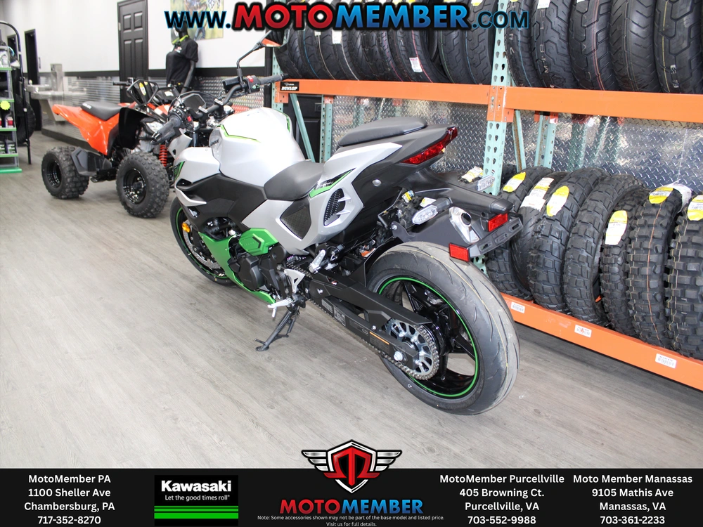 2024 Kawasaki Z7 Hybrid Abs alt