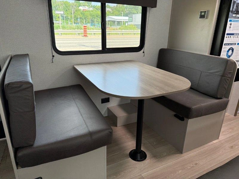 Jayco Jayflight 250bh 2027 alt