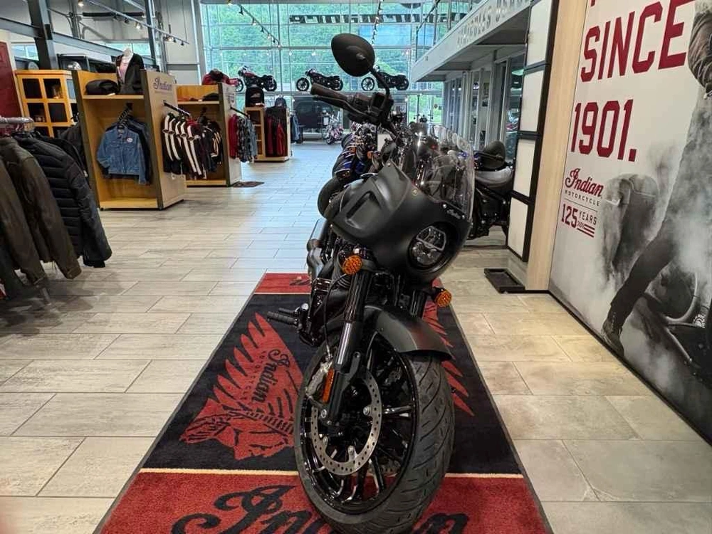 2026 Indian Motorcycle Indian Sport Chief alt