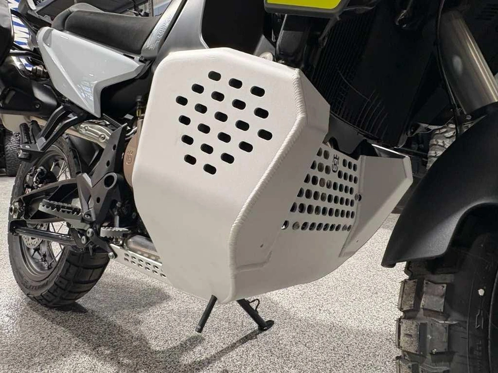 Husqvarna Norden 901 Expedition 2027 alt