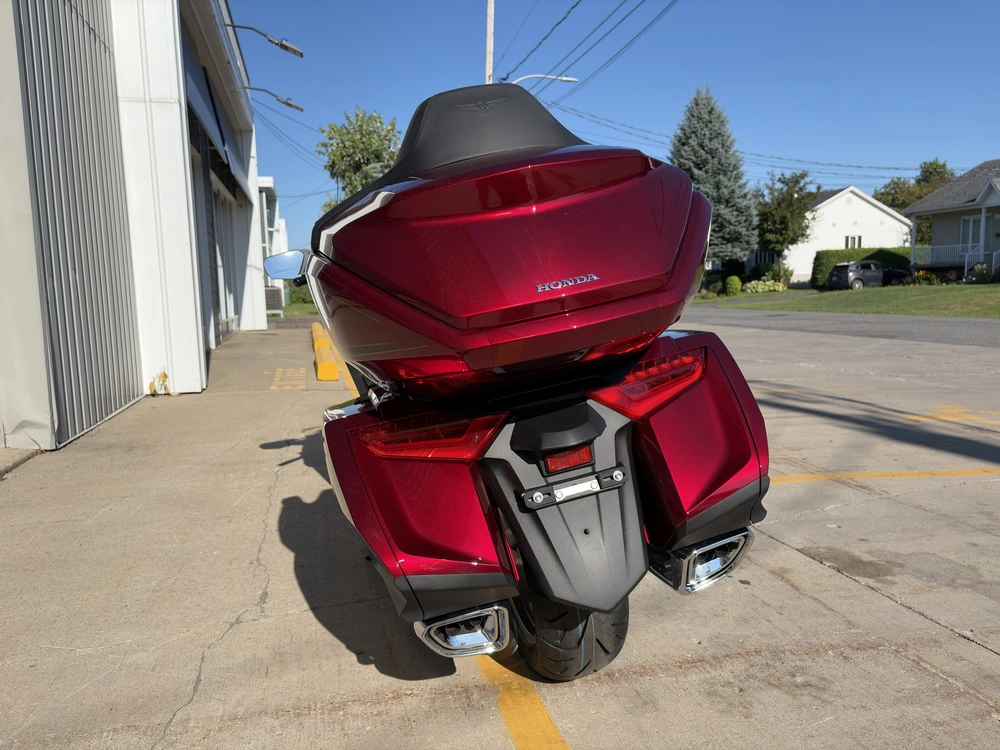2026 Honda Gold Wing Tour Dct Airbag alt