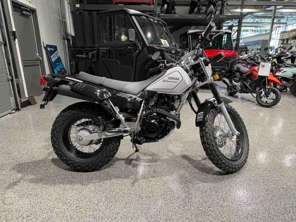 Yamaha Tw200 2026 alt