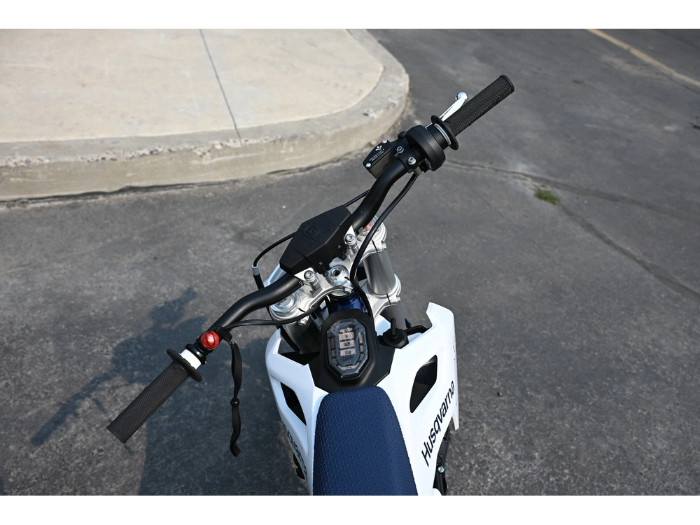 2027 Husqvarna Ee 5 alt