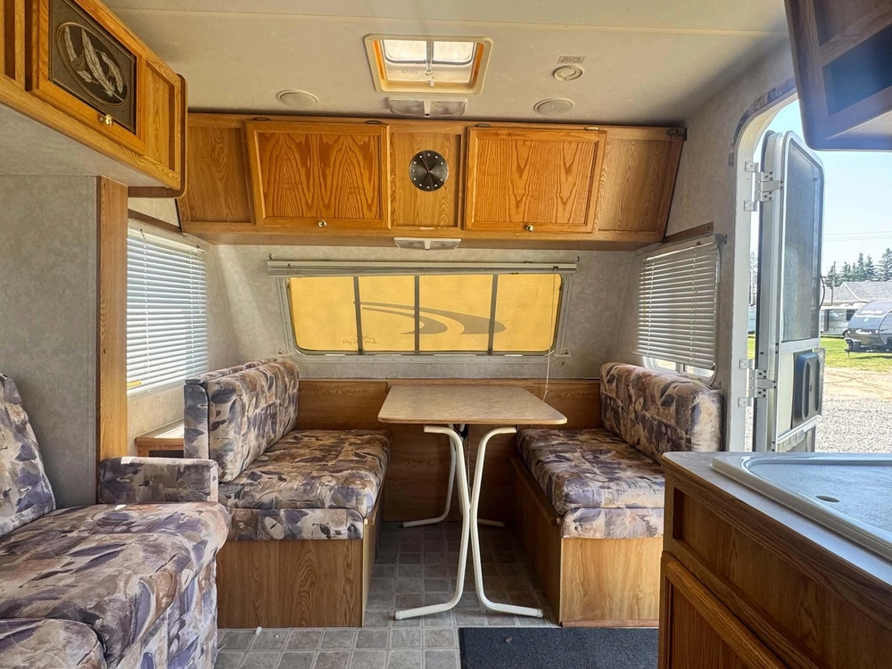 2002 North Trail Trail Lite 7233s alt