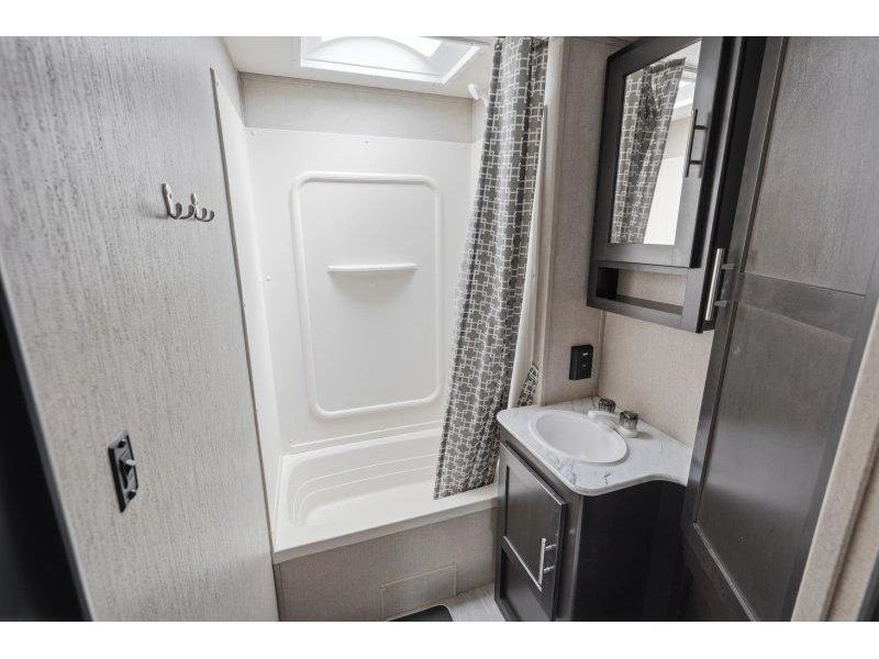2017 Dutchmen Kodiak 240bhsl alt