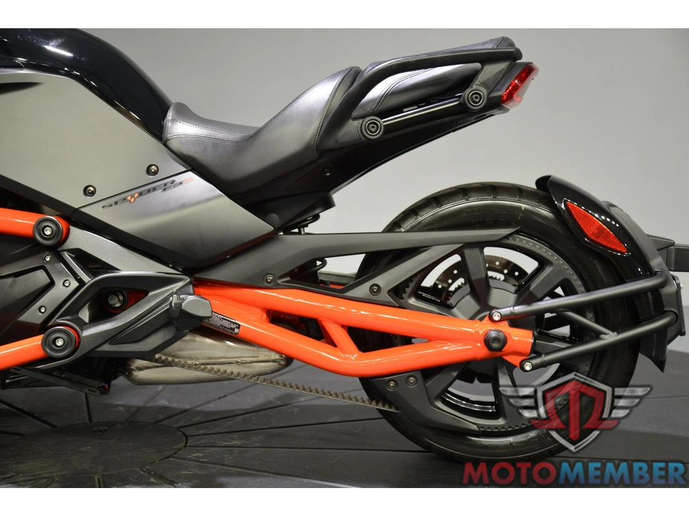 2026 Can-am Spyder F3-s alt