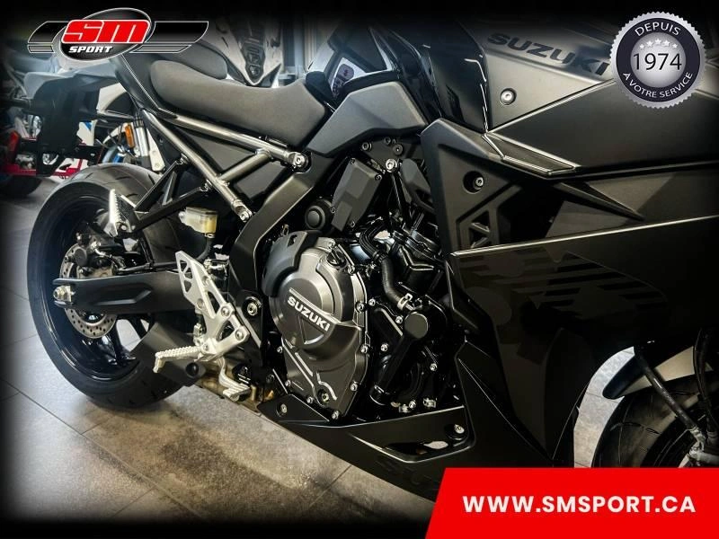 2025 Suzuki Gsx-8r alt