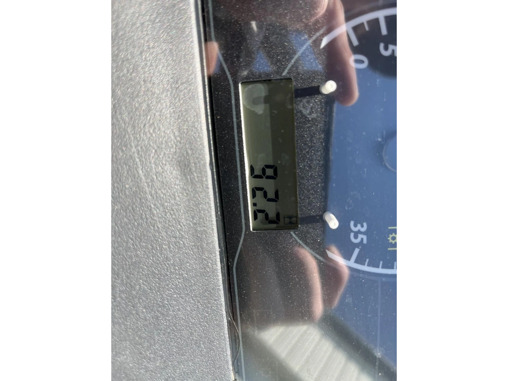 2021 John Deere 2025r alt
