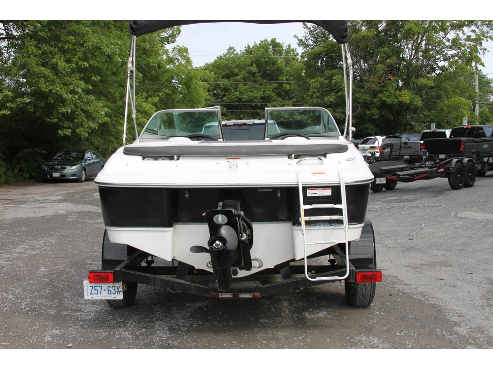 2011 Four Winns H180 alt
