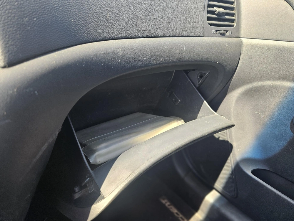 Hyundai Accent 2011 alt