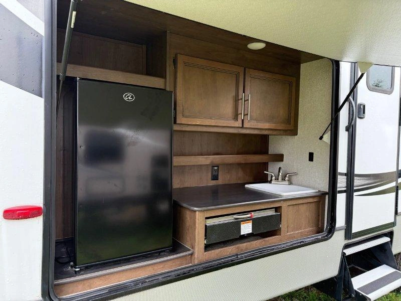 2020 Keystone Rv Cougar 32bhs alt