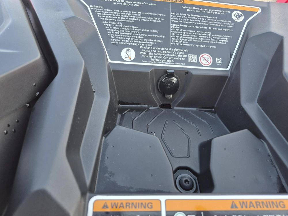 2026 Can-am Commander Xt 1000r alt
