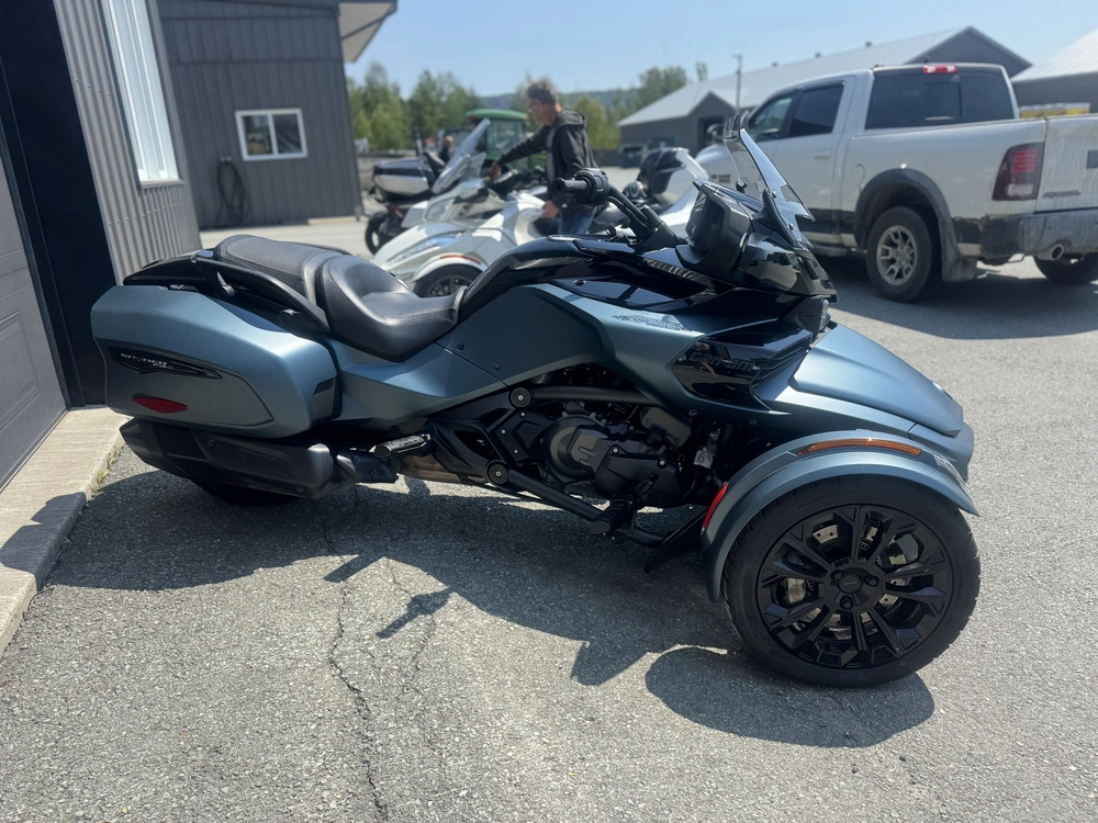 Can-am F3-t 2025 alt