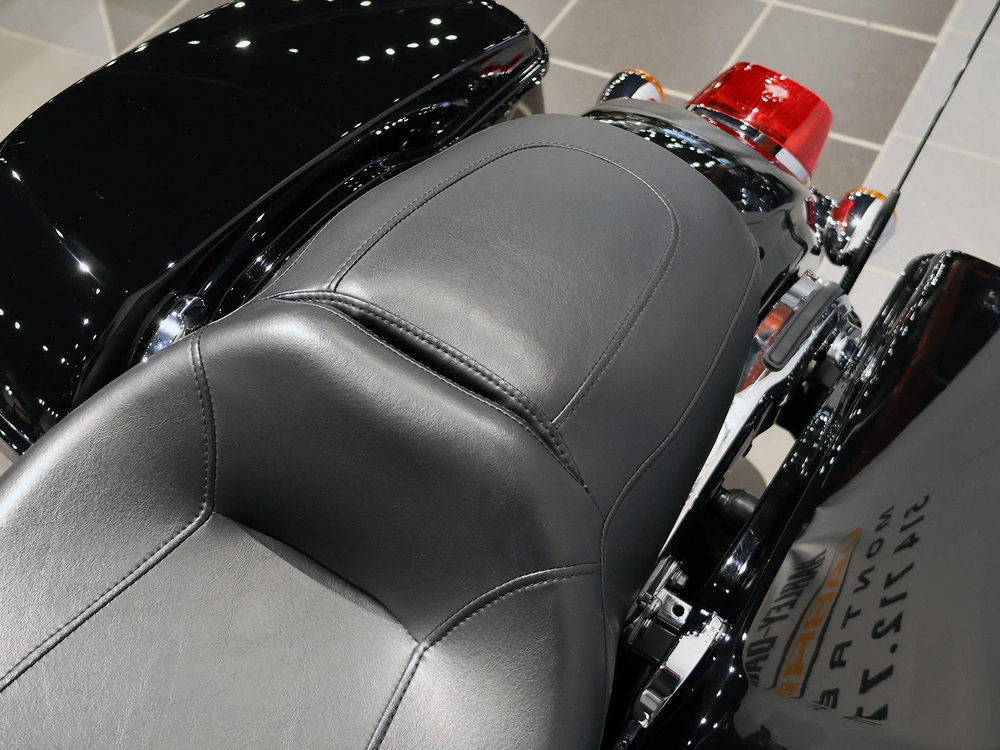Harley-davidson Road Glide Fltrx 2019 alt
