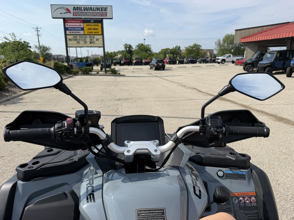 2025 Cfmoto Cforce 800 Touring alt