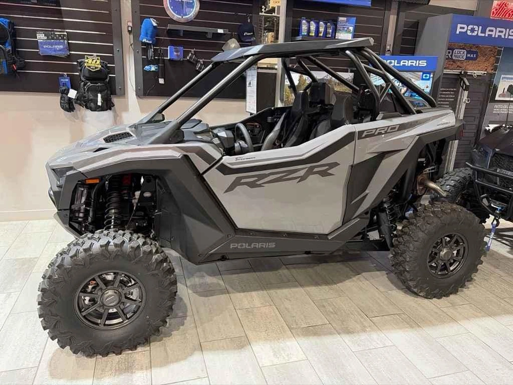 Polaris Rzr Pro Xp Ultimate 2026 alt