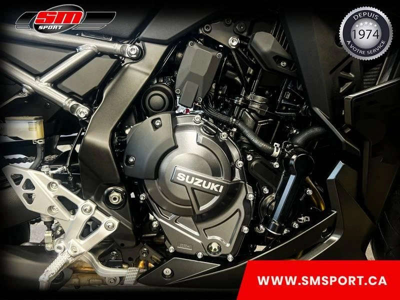 2025 Suzuki Gsx-8r alt