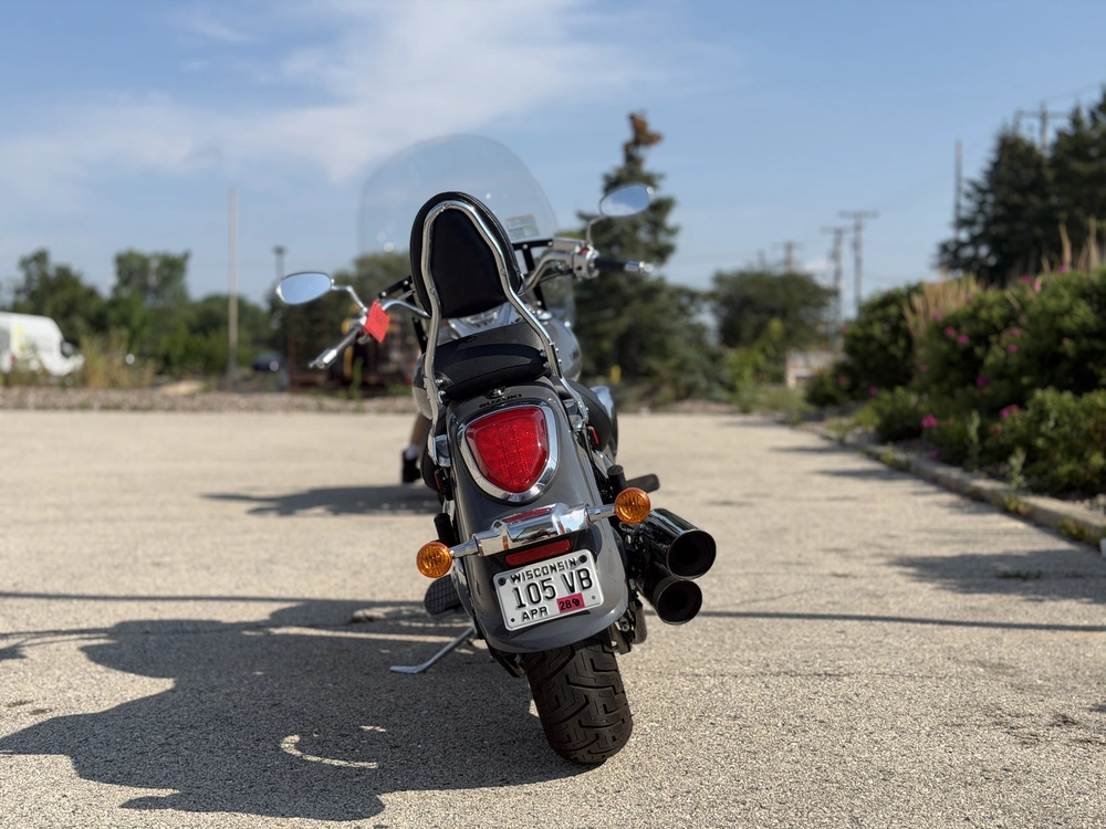 2021 Suzuki Boulevard C50 alt