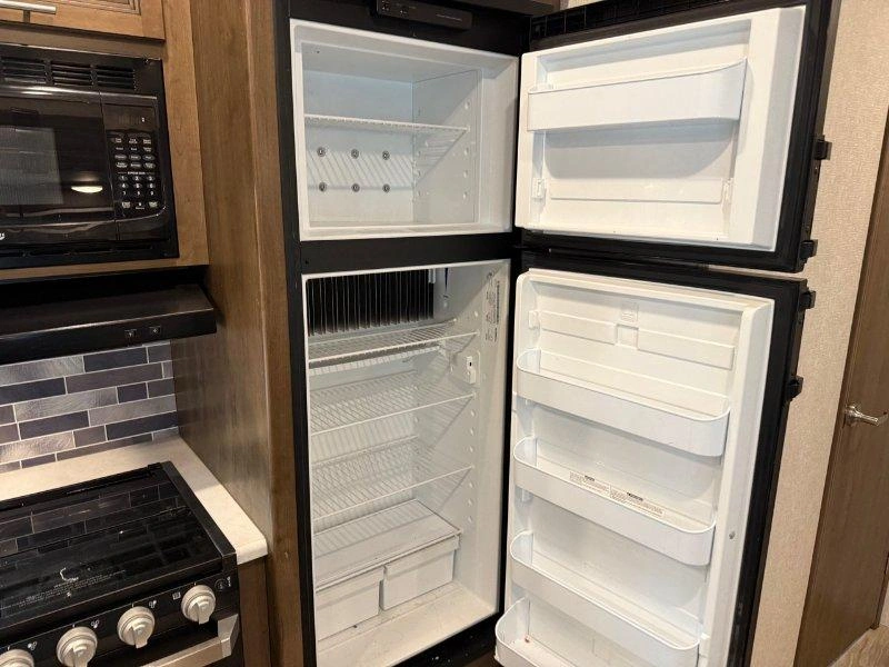 2020 Keystone Rv Cougar 32bhs alt