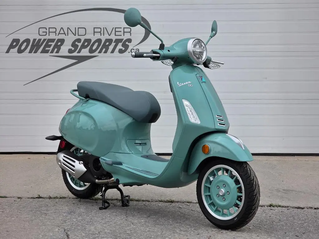 2027 Vespa Primavera 150 80th Anniversary