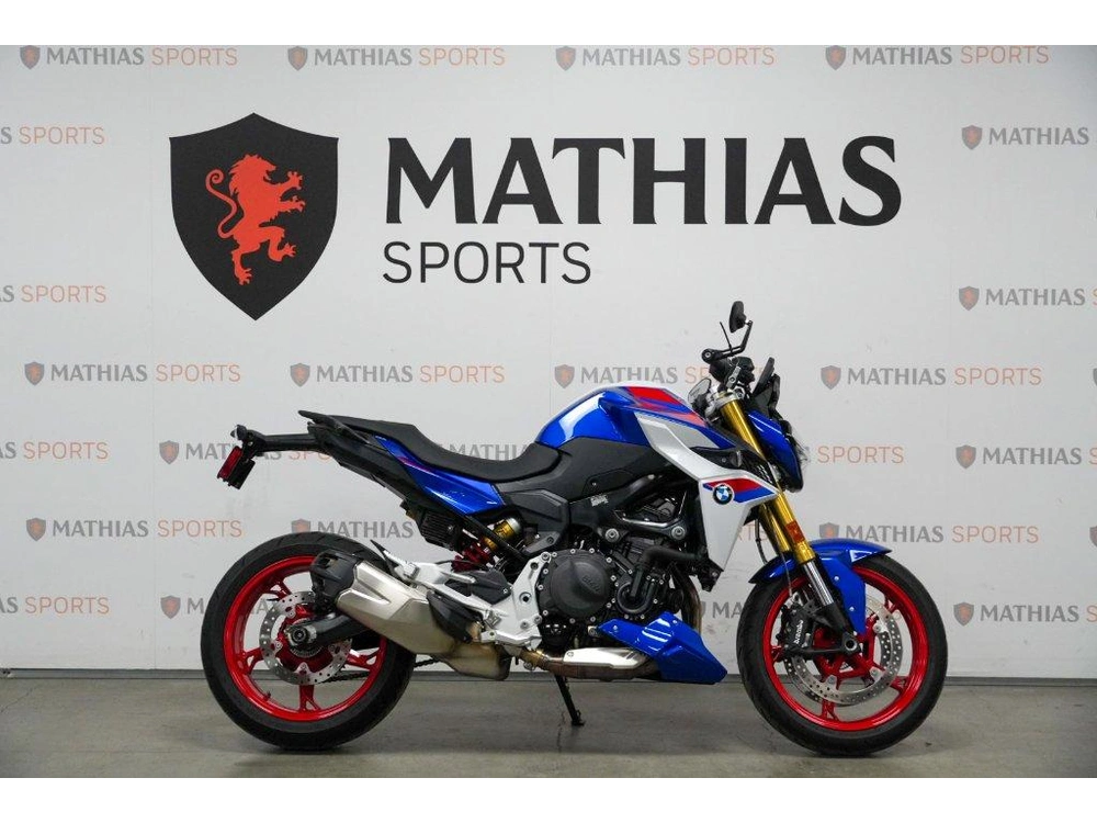2025 Bmw F900r alt