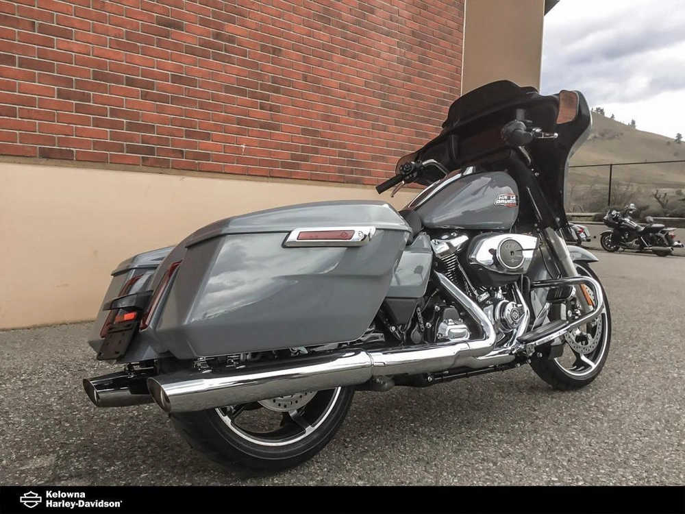 2026 Harley-davidson Flhx - Street Glide® alt