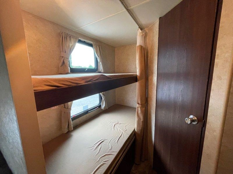 2014 Holiday Rambler Aluma-lite 237bh alt