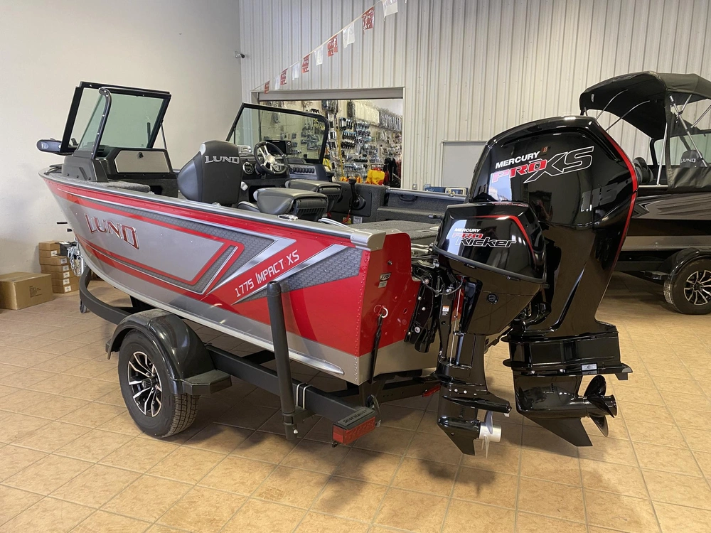 2026 Lund Boat Co 1775 Impact Xs alt