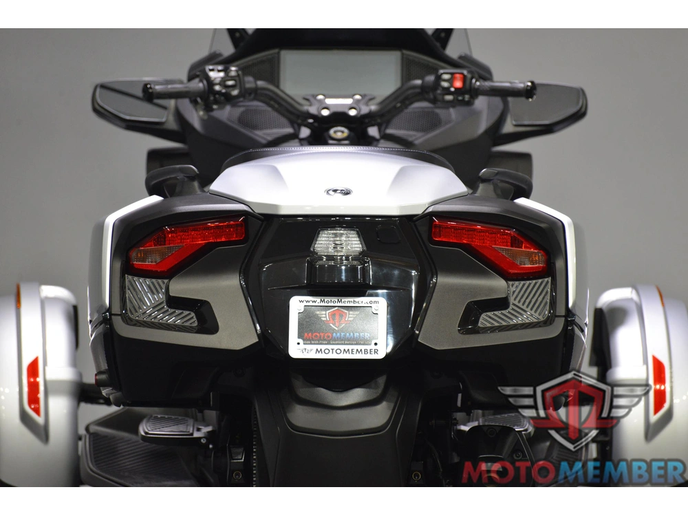 2025 Can-am Spyder Rt Rotax 1330 Ace alt