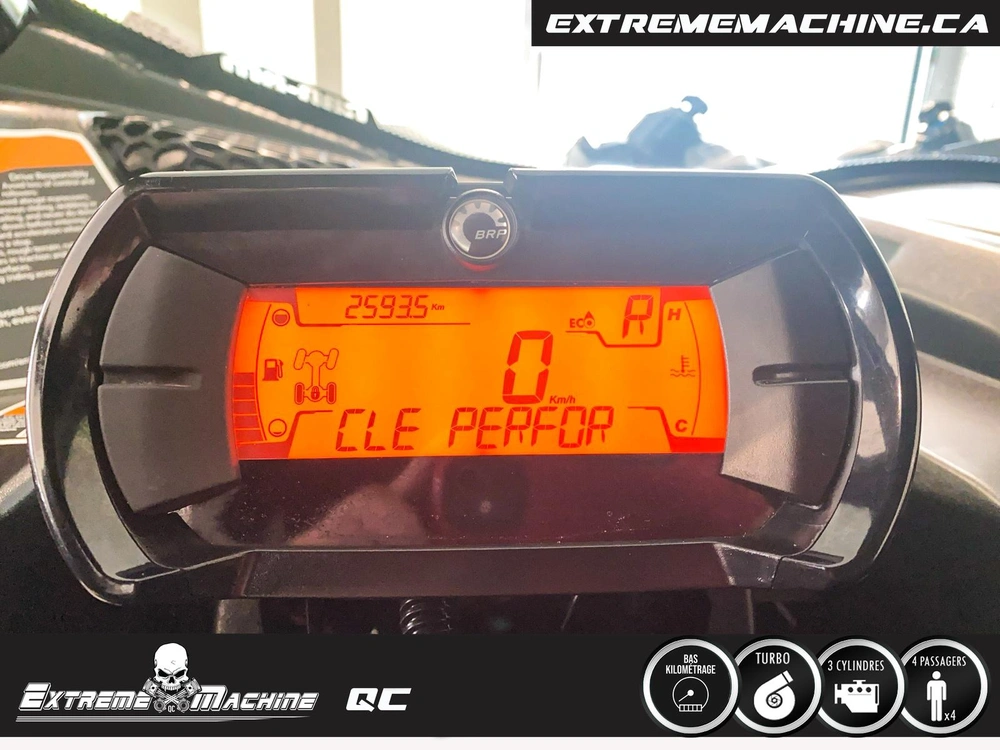 Can-am Maverick Max 1000 X3 Ds Turbo Rr Dps Seulement 2593km - Bcp D'accessoires!!! 2023 alt