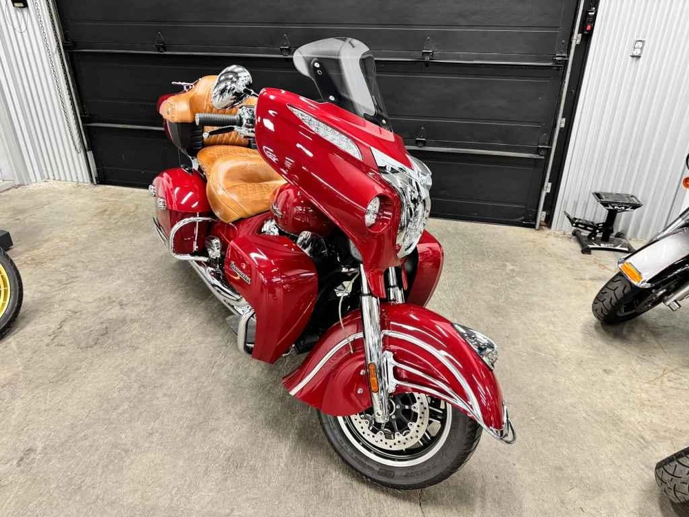 2015 Indian Motorcycle Roadmaster alt