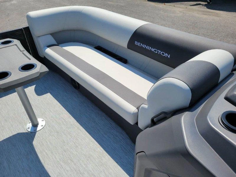 Bennington Marine S22 Swingback 3t/yamaha F150 2027 alt