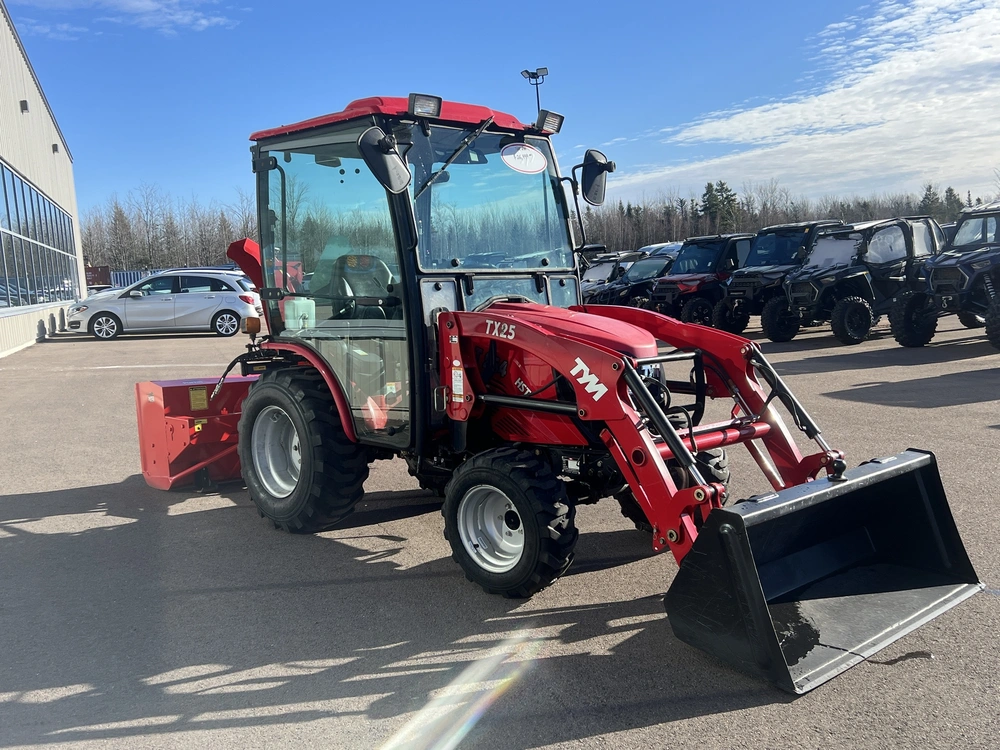 2015 Tym T254hst (cab)