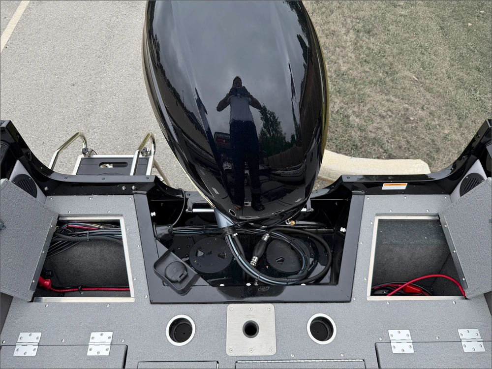 2026 Smoker-craft Ultima 182 Dc alt