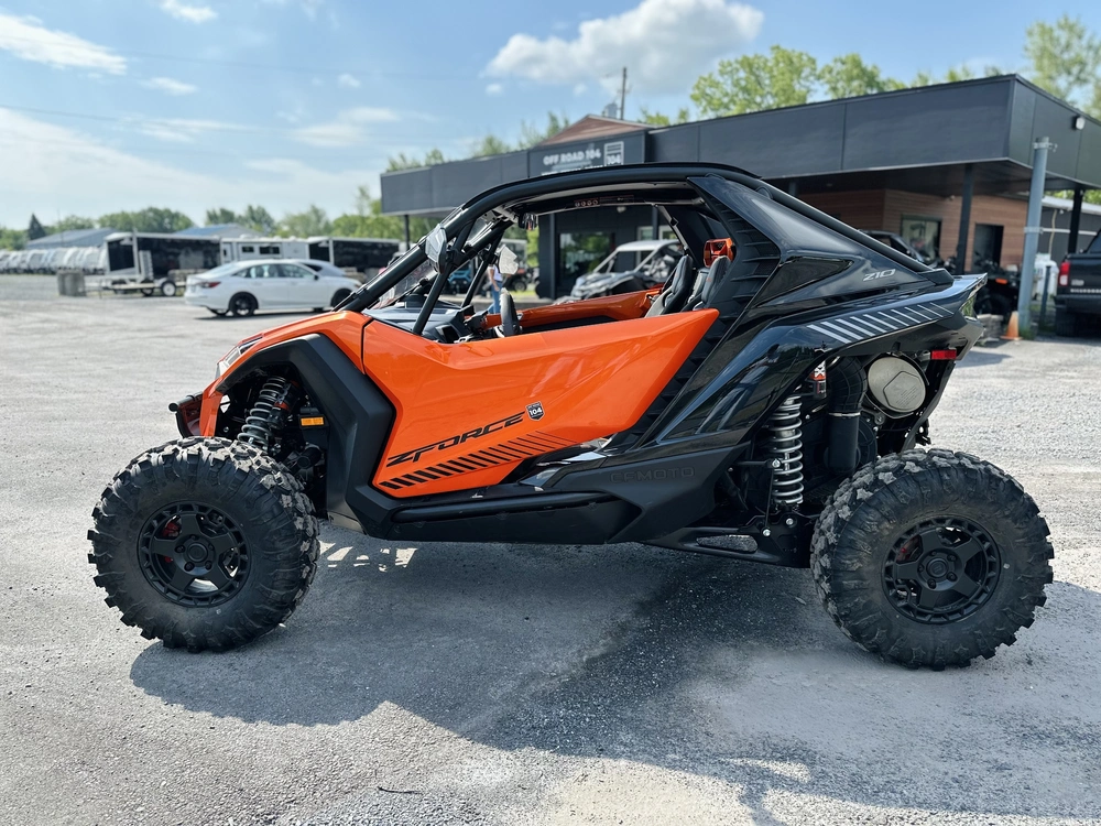 2026 Cfmoto Zforce Z10 Orange alt