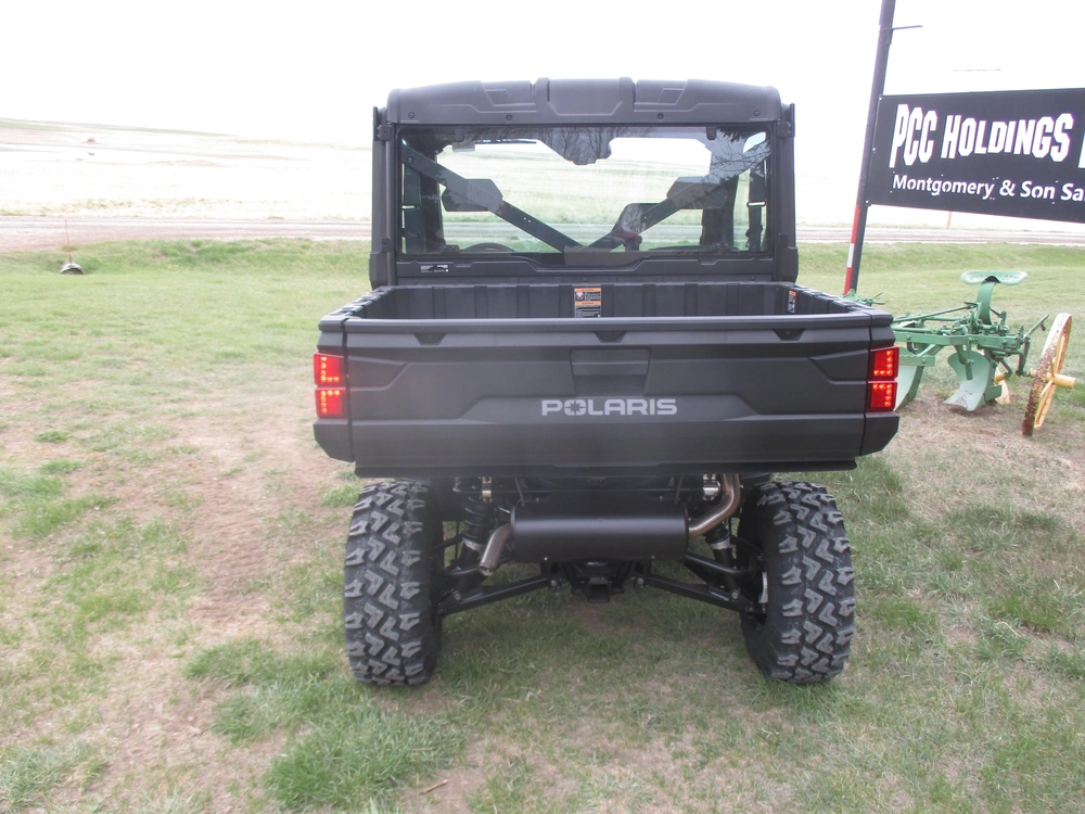 2026 Polaris Ranger 1000 Cab - Granite Gray alt
