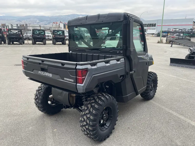 Polaris RANGER XP 1000 CAB - AVALANCHE GRAY 2027