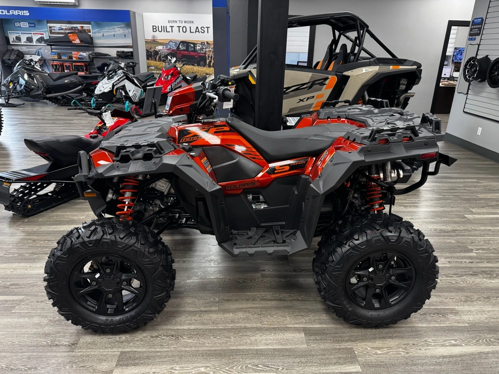 2026 Polaris Sportsman 1000 Xp S Lava Orange Metallic alt