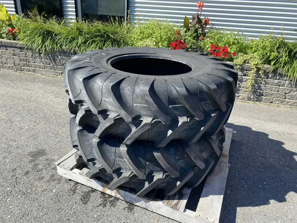 2025 MICHELIN 380/85R24 AGRIBIB 2