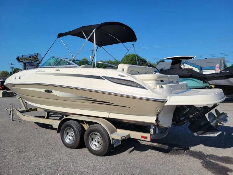Sea Ray Sundeck 230/ Mercruiser 350 2009 alt