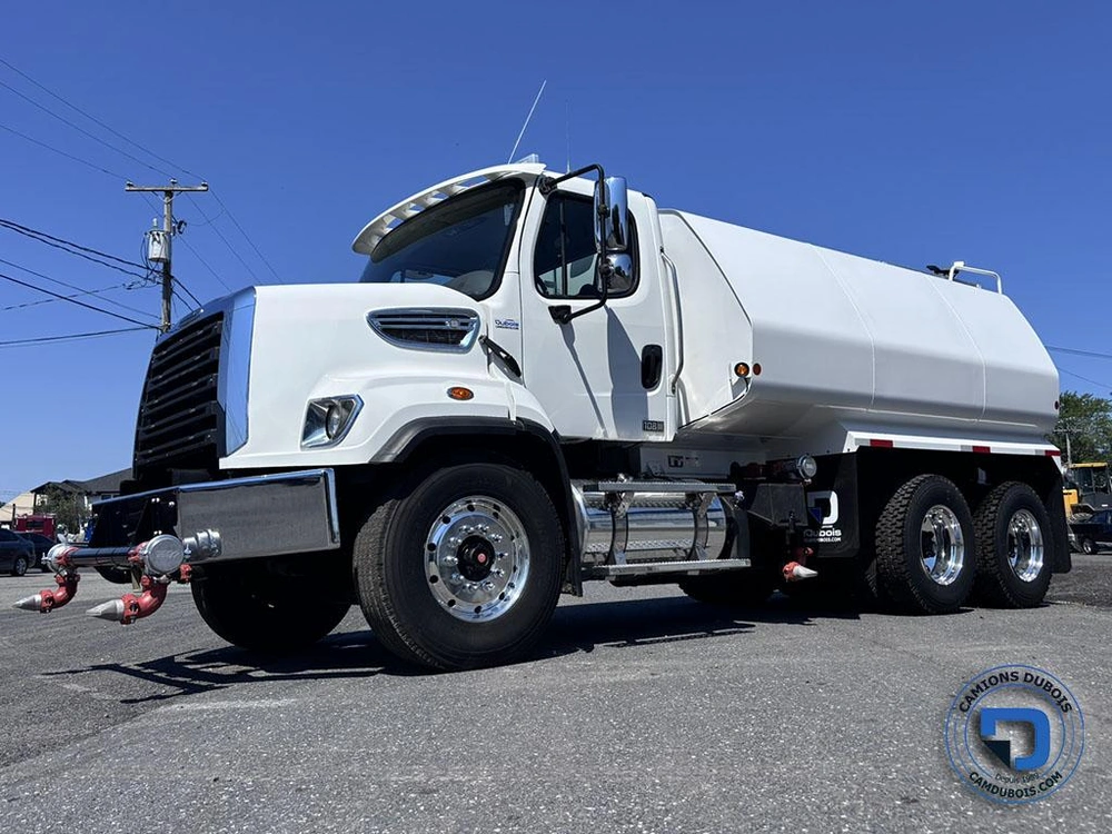 2019 Freightliner 108sd alt