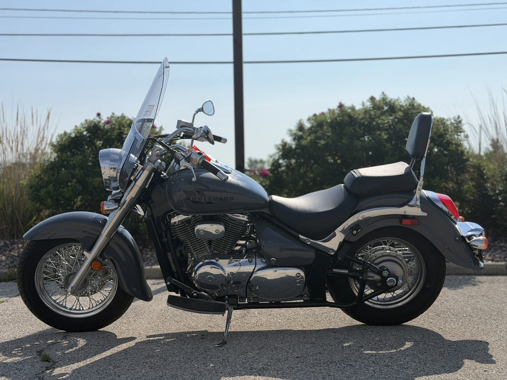 2021 Suzuki Boulevard C50 alt