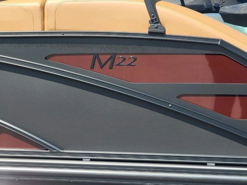 Bennington Marine M22 Swingback 3t/yamaha F150 2027 alt