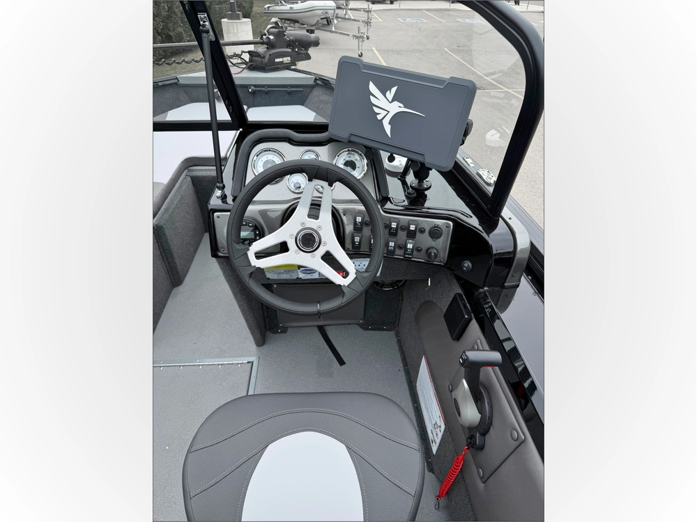 2026 Smoker-craft Ultima 182 Dc alt
