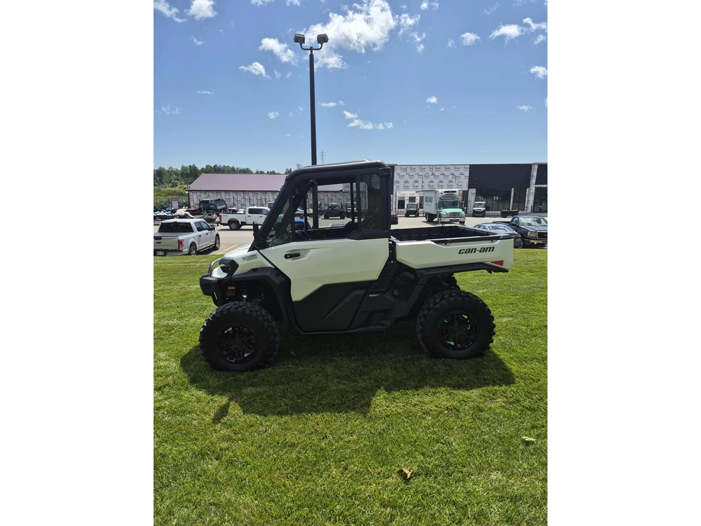 2026 Can-am Defender Limited Cab Hd11 alt