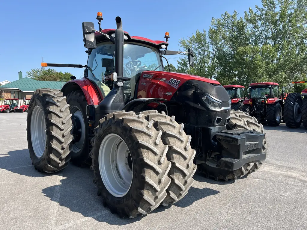 Case IH Optum 300 CVX 2024