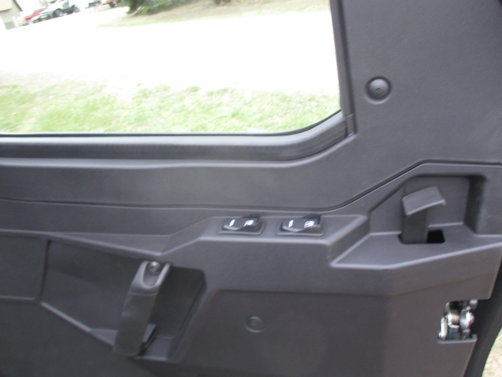 2027 Polaris Ranger Xp 1000 Cab - Avalanche Gray alt